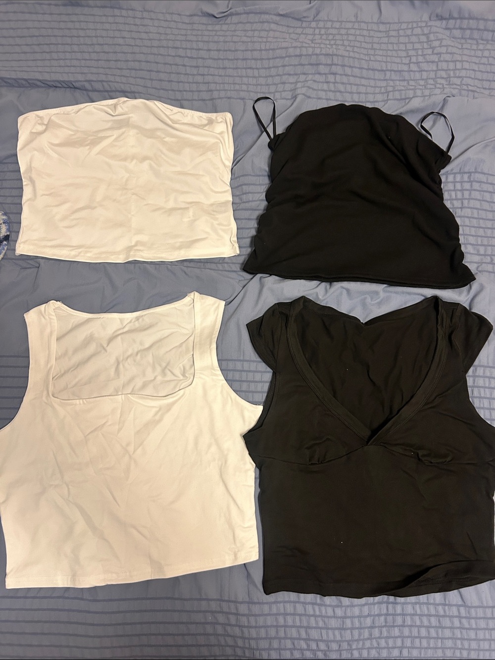 22 women’s tops bundle: brands from shein, no boundaries, divided and more.